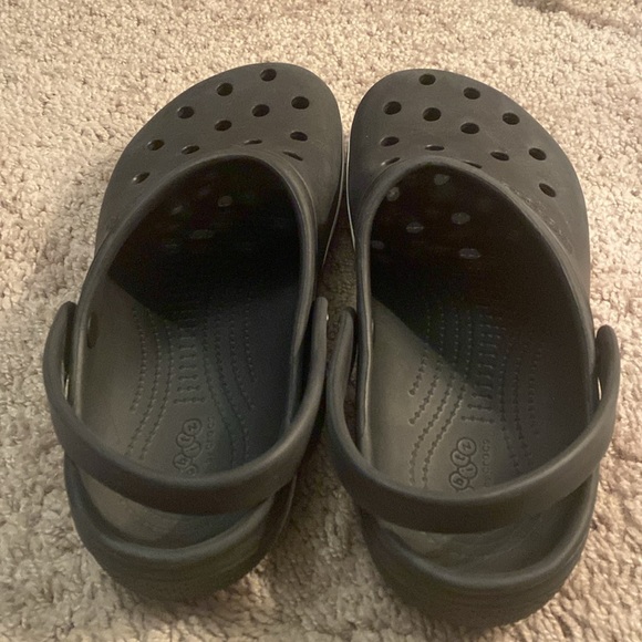 Jibbitz by Crocs black and white clogs unisex size 7M/9W - Picture 5 of 17